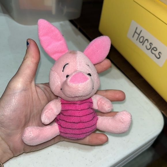 WINNIE THE POOH - Picture 5 of 10